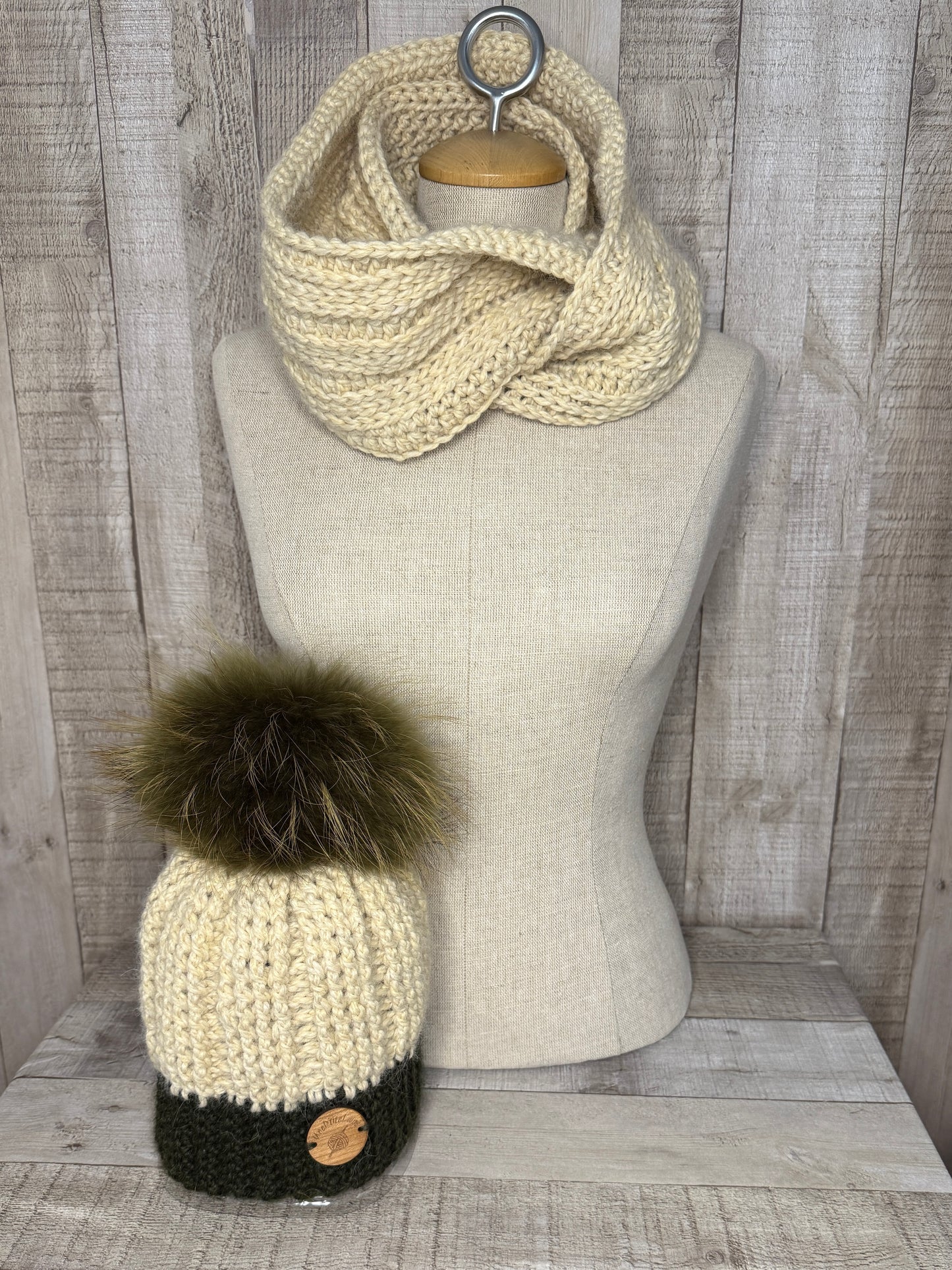 Ensemble tuque et écharpe en alpaga et laine