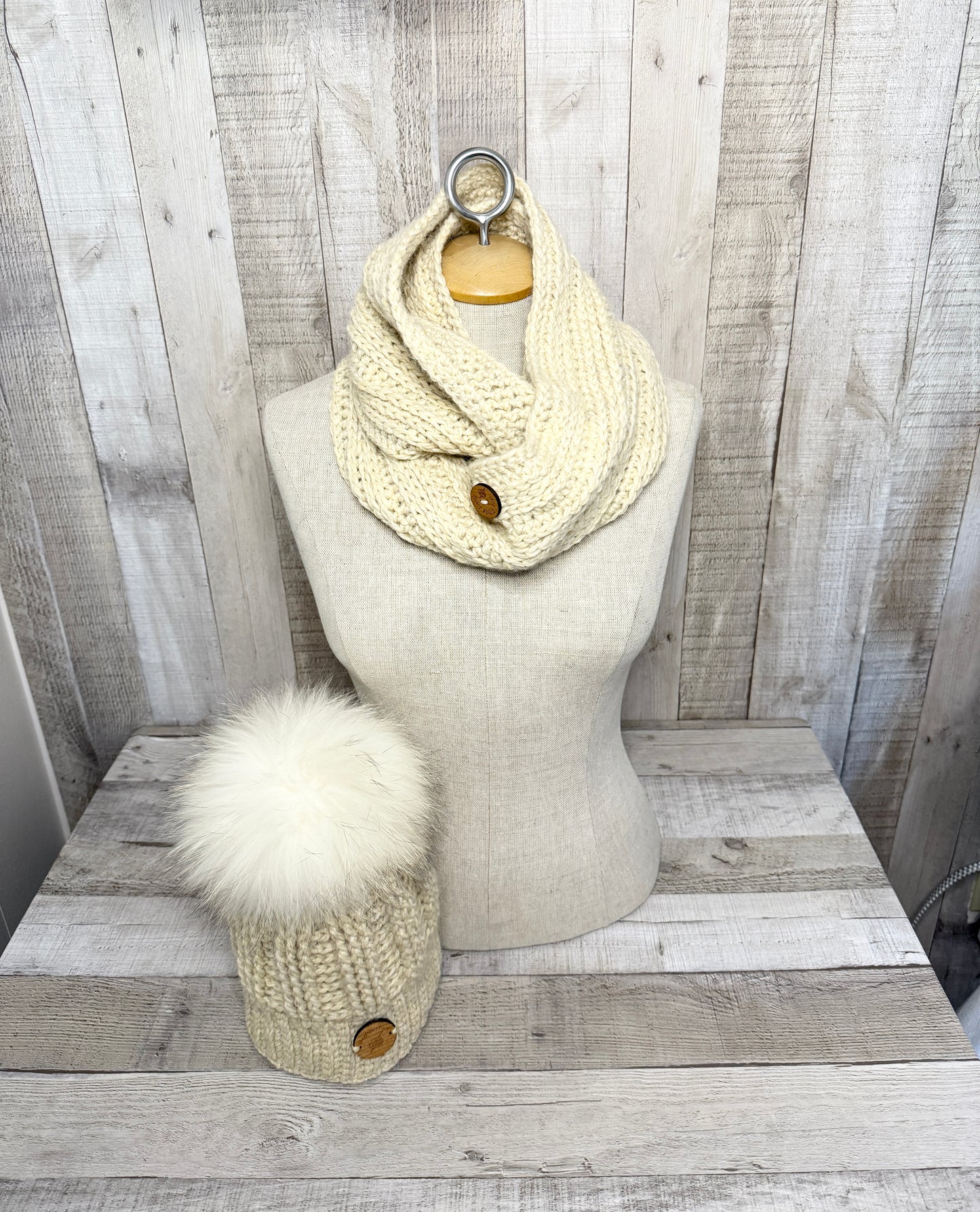 Ensemble tuque et écharpe en alpaga et laine