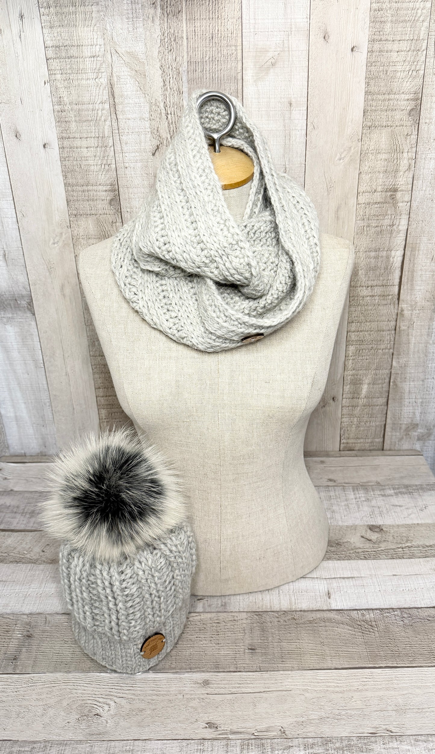 Ensemble tuque et écharpe en alpaga et laine