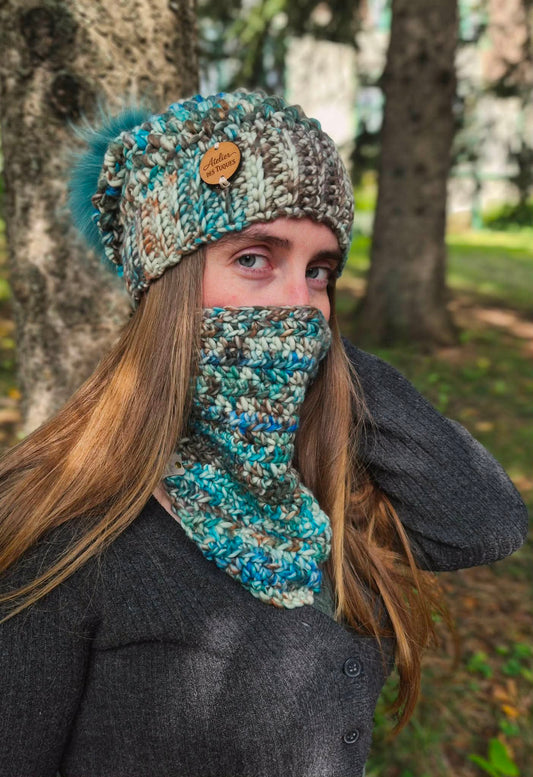 Ensemble tuque et cache-cou en laine des montagnes